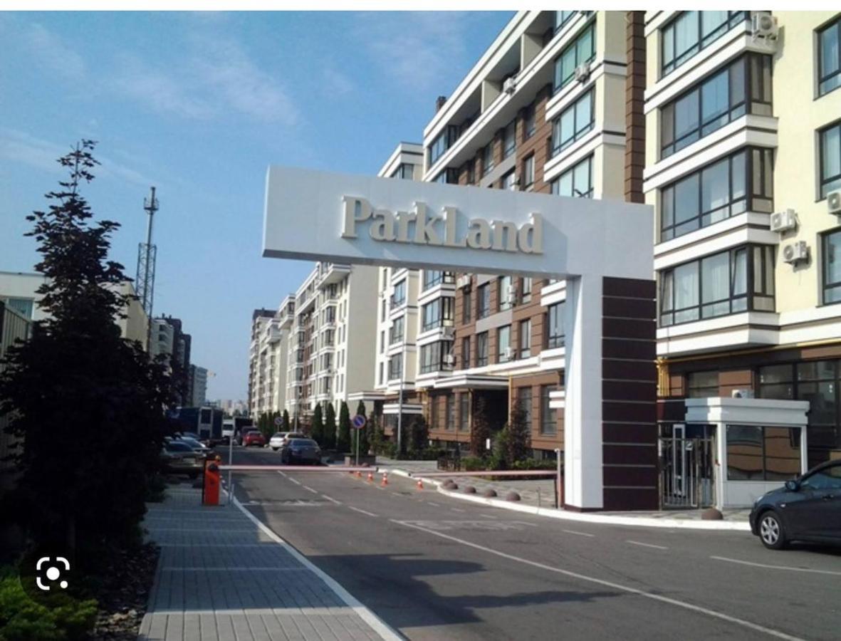 Residential Complex Parkland Lejlighed Kiev Eksteriør billede